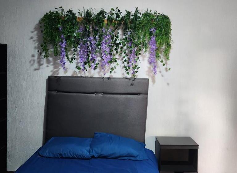Quarto Estandar, El Hostalito Metepec