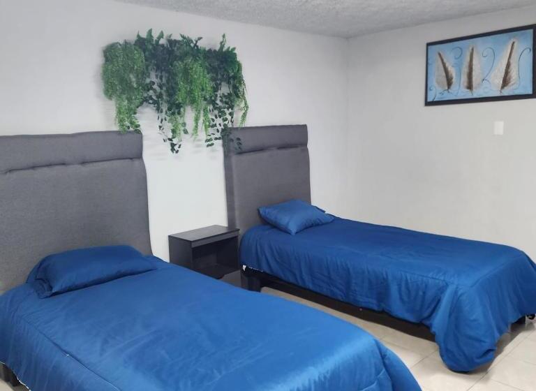 Eenvoudige Driepersoonskamer, El Hostalito Metepec