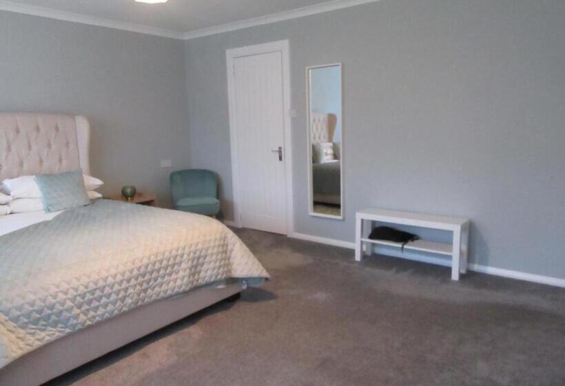 חדר דחוקס עם מיטת קינג, Sgurr Alasdair B&b