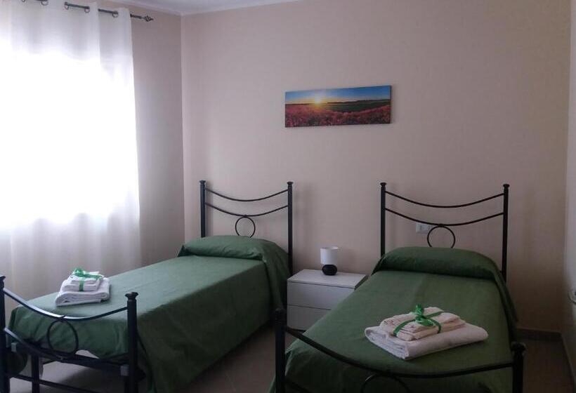 اتاق استاندارد با سرویس بهداشتی مشترک, B&b Quarto Di San Pietro