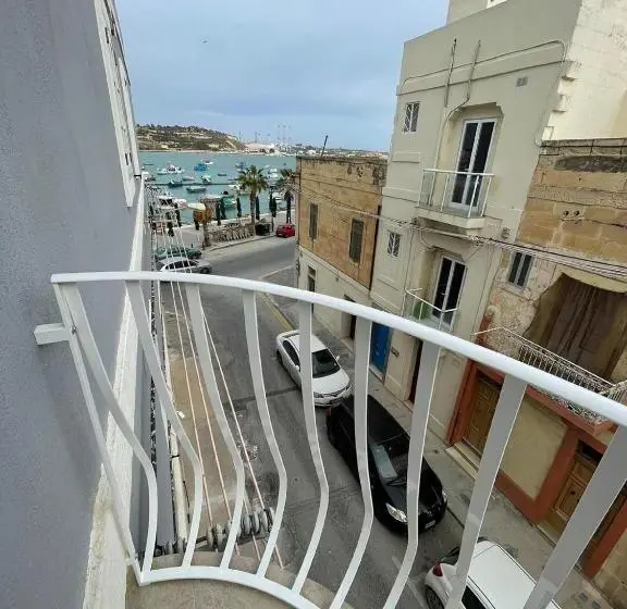 Standard Room with Balcony Side Sea View, La Reggia Seaview Guesthouse