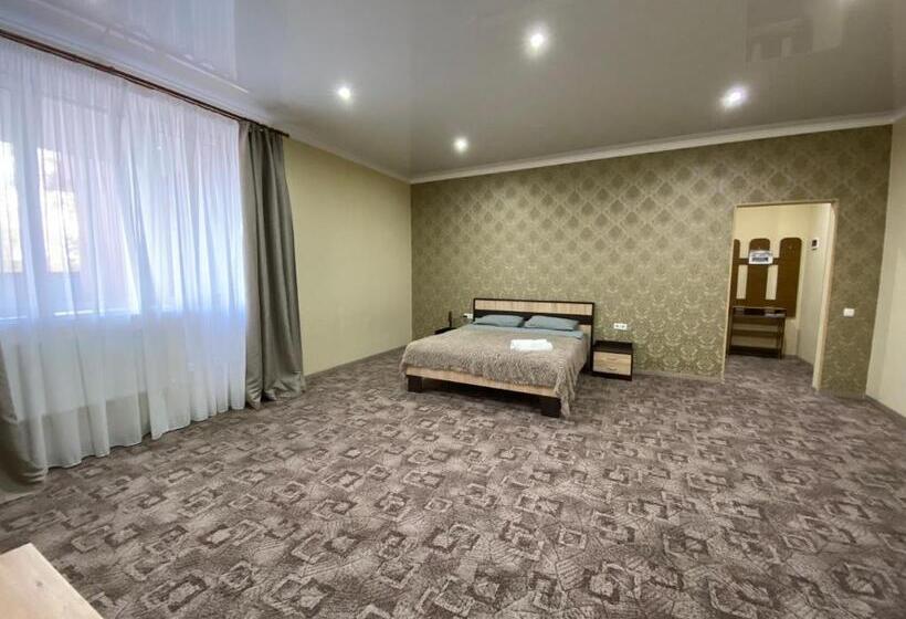 اتاق لوکس با بالکن, грк релакс