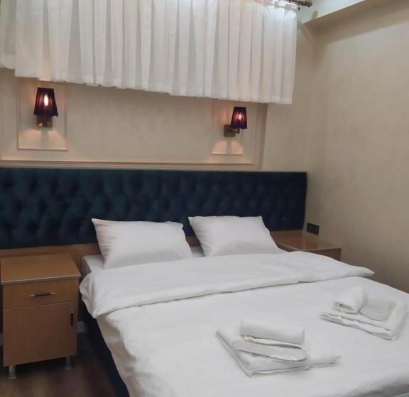 اتاق استاندارد یک نفره, Bonami