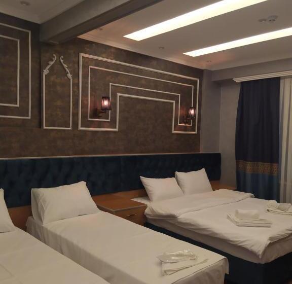 اتاق استاندارد سه نفره, Bonami