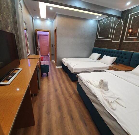 اتاق استاندارد چهار تخته, Bonami