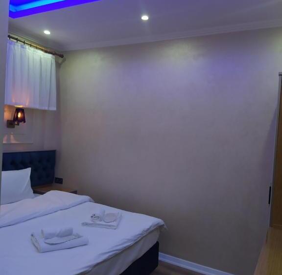 اتاق استاندارد, Bonami