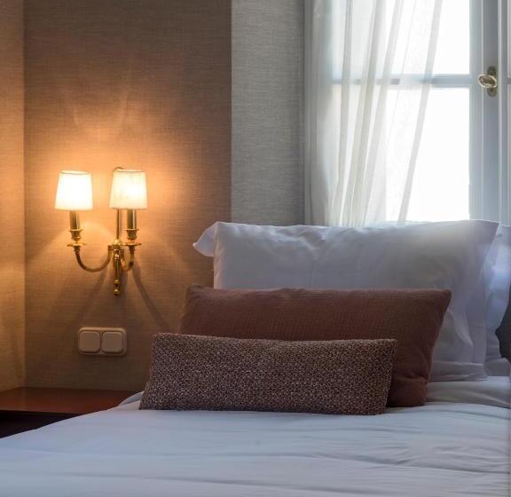 주니어 스위트, The Kefalari Suites