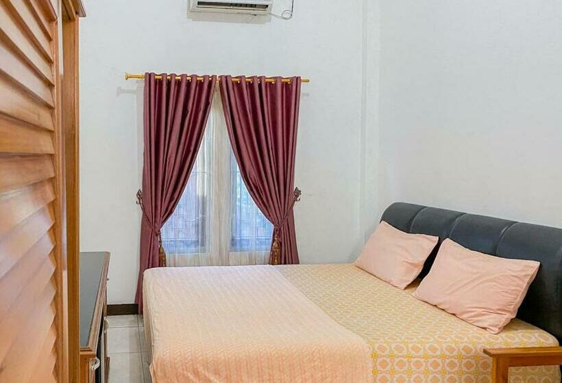 Номер Стандарт, Nascar Family Hotel Palangkaraya Redpartner