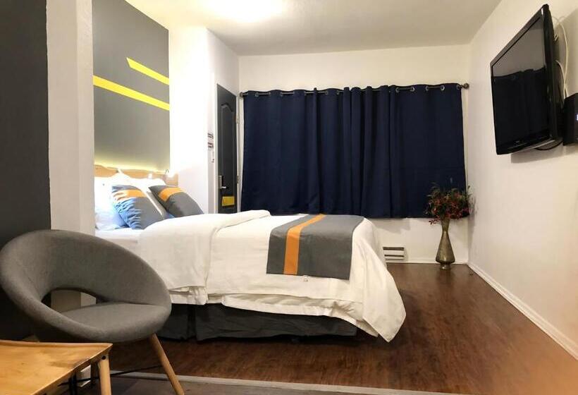 اتاق لوکس, Duncan Motel