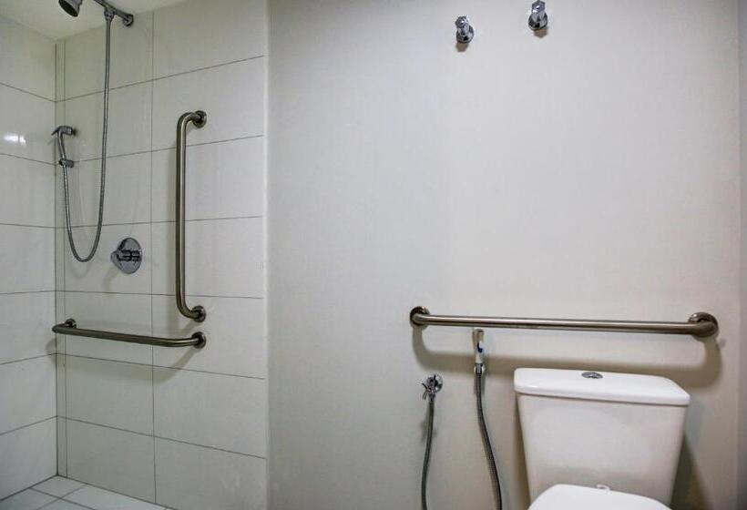 غرفة قياسية لذوى الاحتياجات الخاصة, Go Inn Caratinga Mg