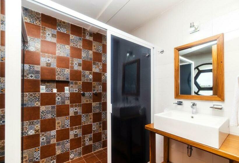 Balkonlu Junior Süit, Meson Del Barrio