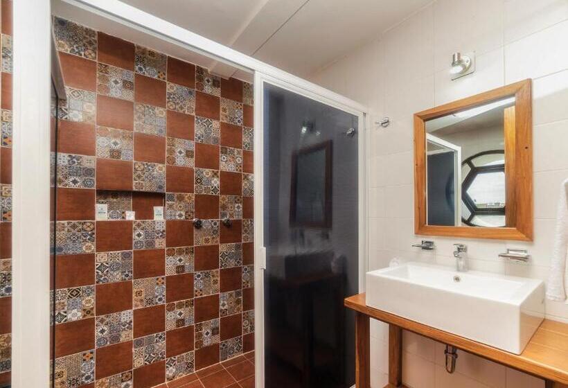 Balkonlu Junior Süit, Meson Del Barrio