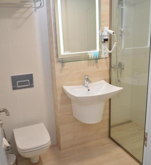 اتاق استاندارد با تراس, Old Batumi