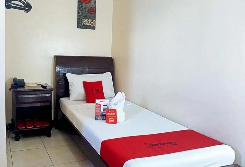 スタンダードシングルルーム, Reddoorz Near Ormoc Port Terminal