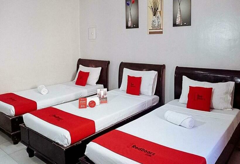 اتاق استاندارد سه نفره, Reddoorz Near Ormoc Port Terminal