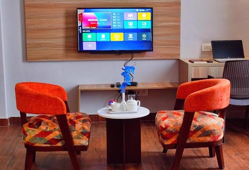 غرفة إدارية ثلاثية, Shrigo Hotel Nathdwara