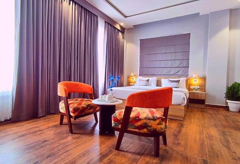行政三人间, Shrigo Hotel Nathdwara