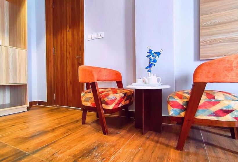 غرفة إدارية ثلاثية, Shrigo Hotel Nathdwara