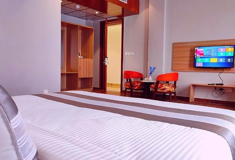 غرفة إدارية ثلاثية, Shrigo Hotel Nathdwara