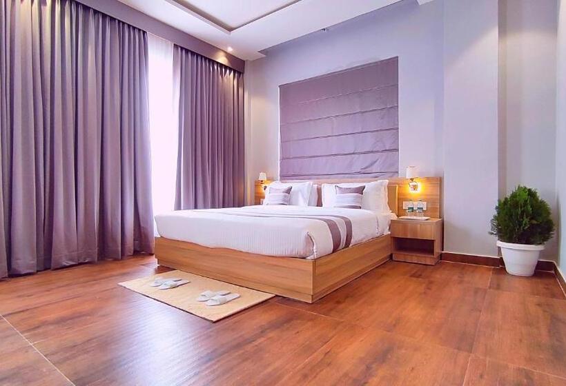 غرفة إدارية ثلاثية, Shrigo Hotel Nathdwara