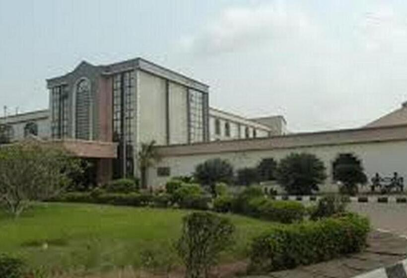 اتاق استاندارد, Room In Lodge Nelrose Hotel, Asaba