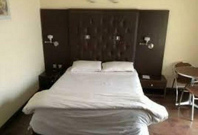 اتاق استاندارد, Room In Lodge Nelrose Hotel, Asaba