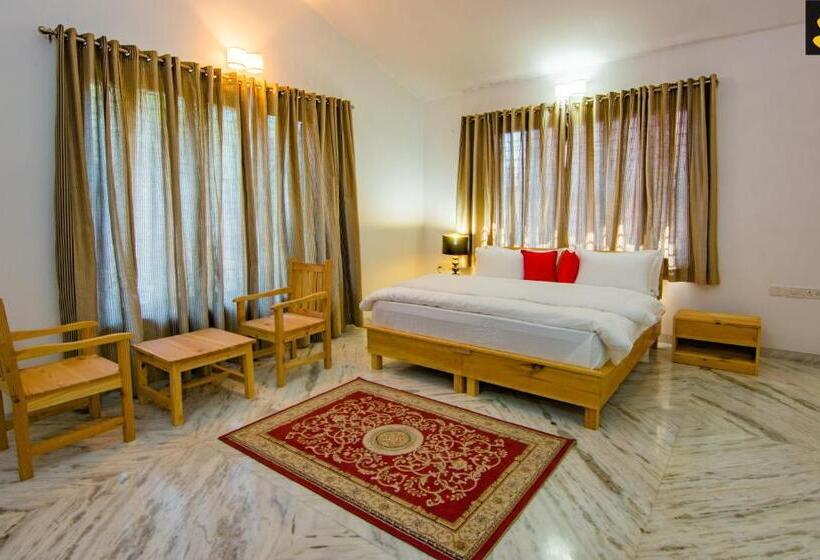 فيلا غرفة نوم واحدة, Livingstone 4 Bhk Villa Bhimtal