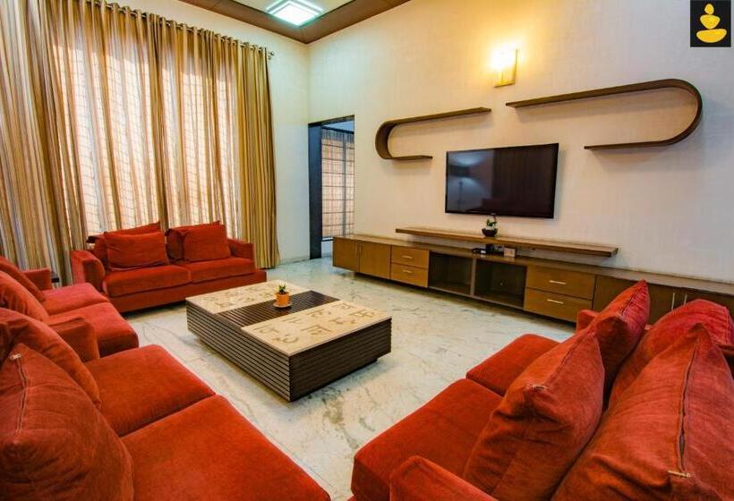 فيلا غرفة نوم واحدة, Livingstone 4 Bhk Villa Bhimtal
