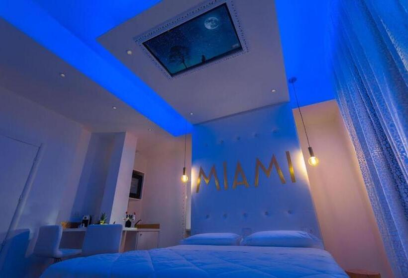 サイドシービュージュニアスイート, Miami Suite