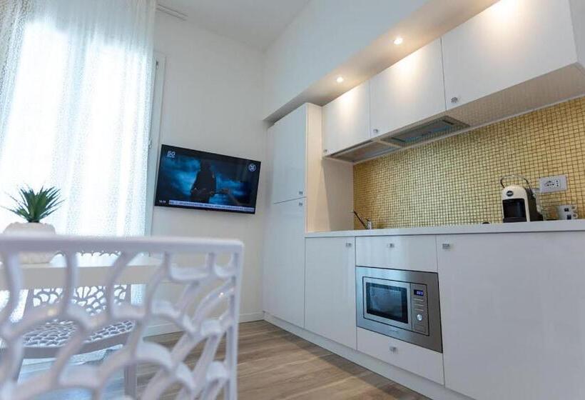 オーシャンビュースイート, Miami Suite