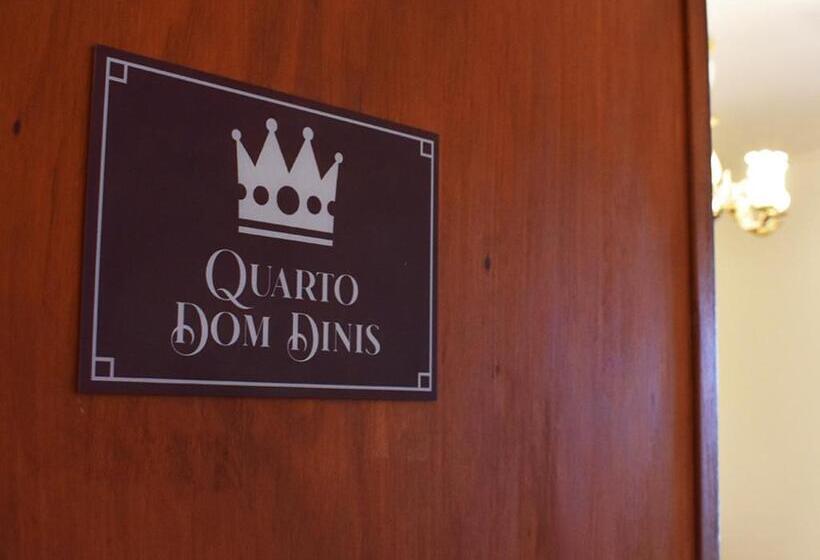 غرفة عائلية, Batalhoz House