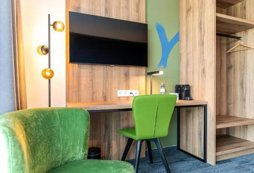 Standard-invahuone, Aiden By Best Western Stadtgut Hotel Steyr   Free Parking
