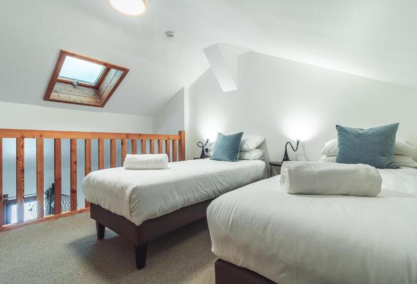 חדר משפחתי, Du Lac