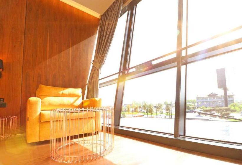 豪华房间, Nirvana Resort & Spa