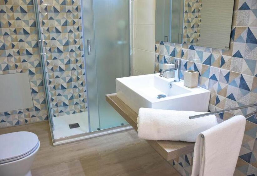 Апартаменты 1 Спальня с Балконом, Accòmodati B&b