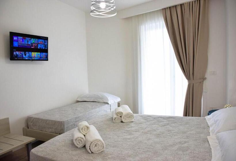 شقة غرفة نوم واحدة مزودة بشُرفة, Accòmodati B&b