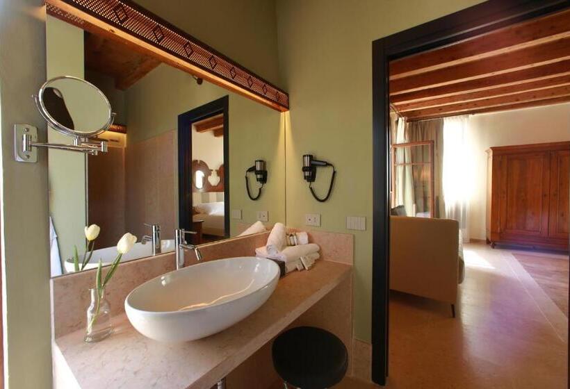 带河湖景观的套房, Corte Regia Relais & Spa