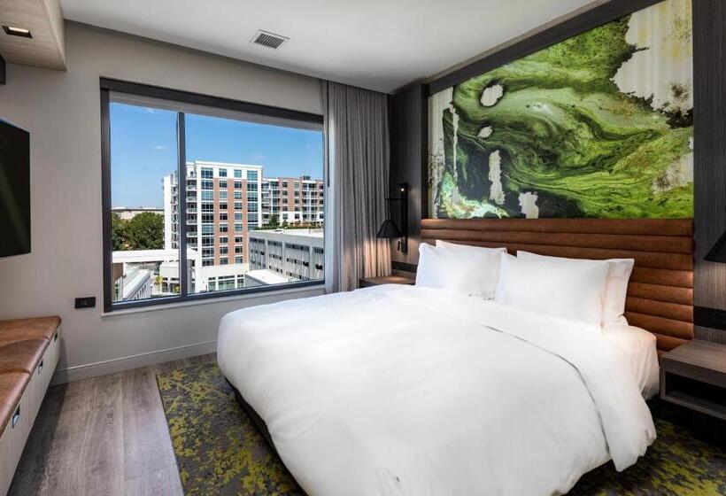带大床的标准间, Hyatt Centric Charlotte Southpark