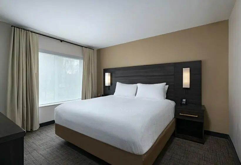 スイート, Residence Inn New Brunswick Tower Center Blvd