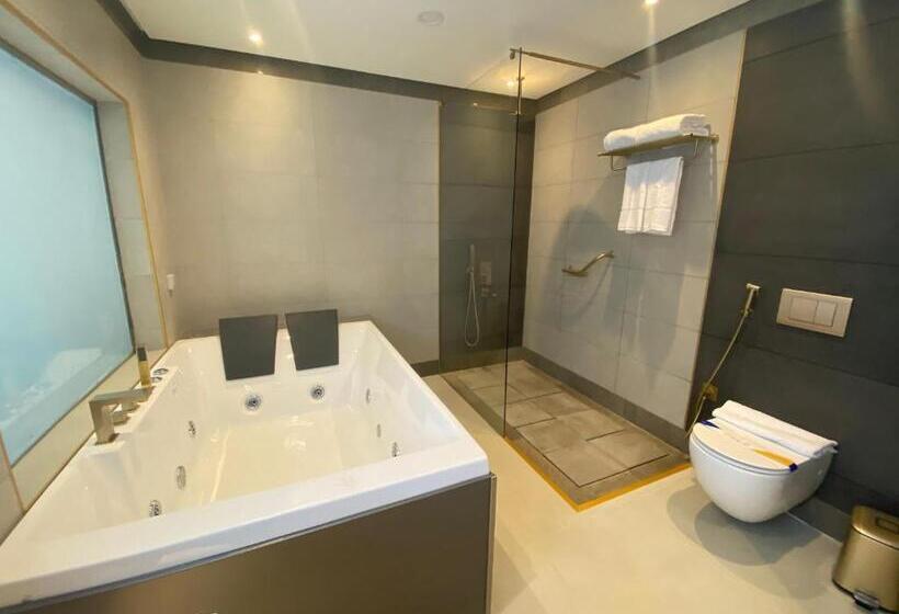 Junior Suite, Velar Inn