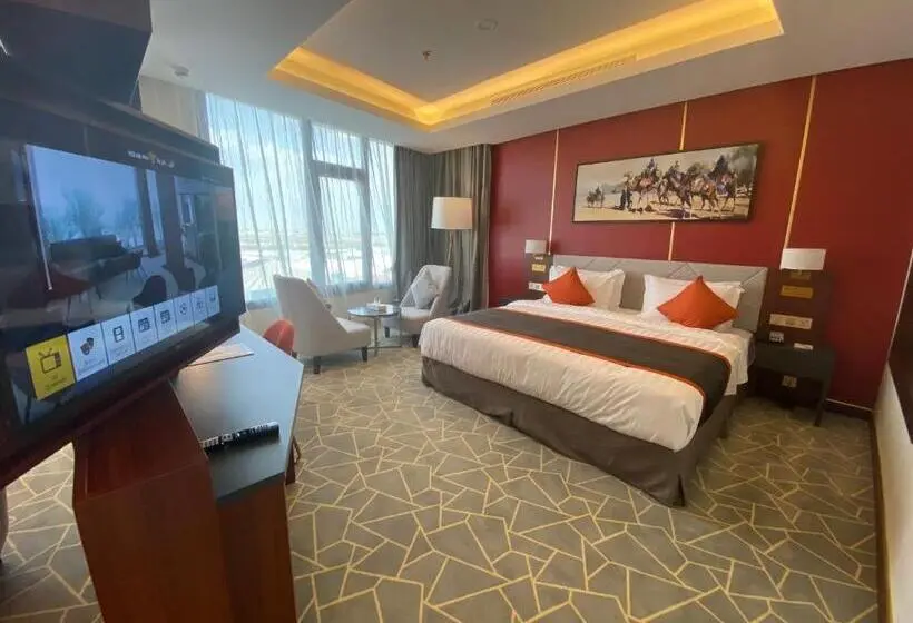 سوییت جونیور, Velar Inn