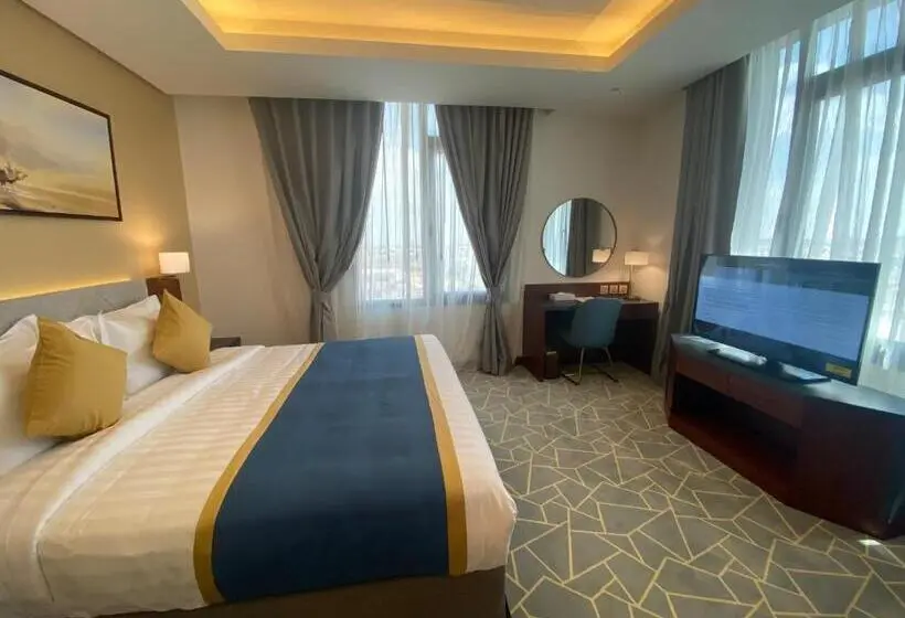 سوییت لوکس, Velar Inn