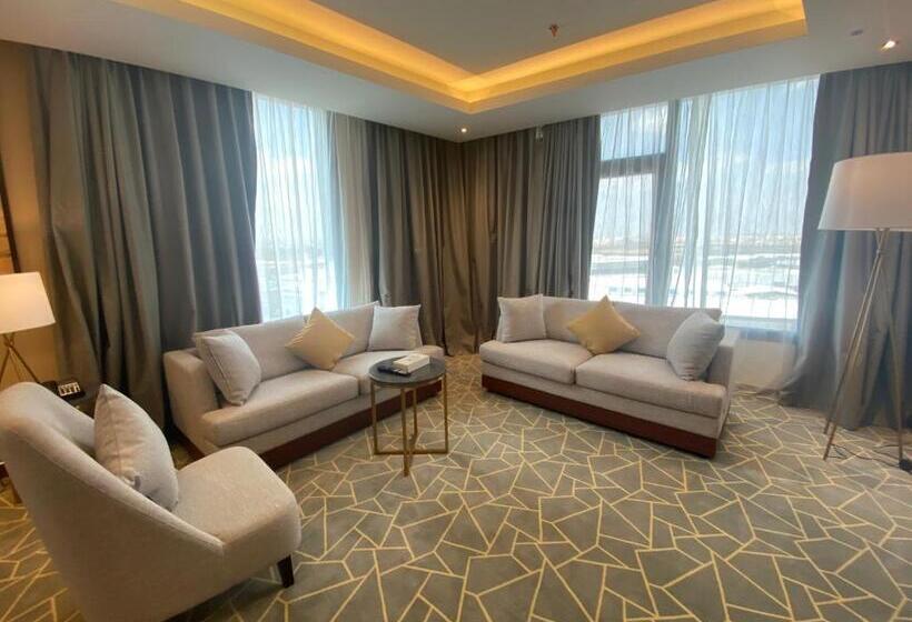 Superior Suite, Velar Inn