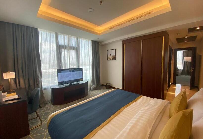 スーペリアースイート, Velar Inn