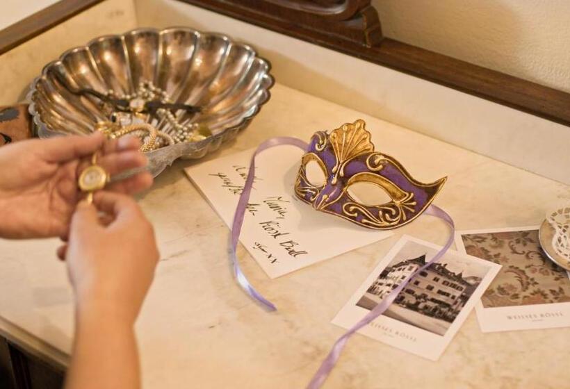 Номер Стандарт, Weisses Rössl