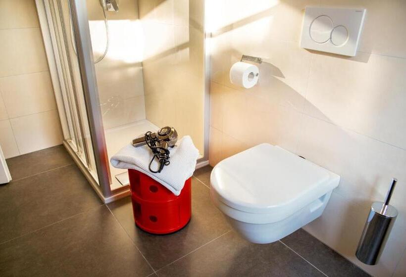 Номер Deluxe, Weisses Rössl