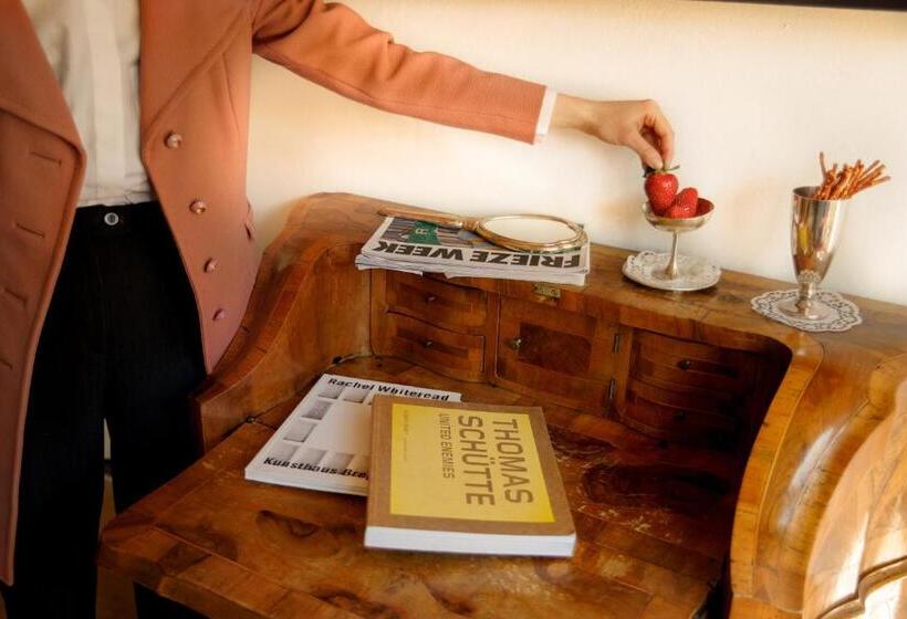 Номер Deluxe, Weisses Rössl