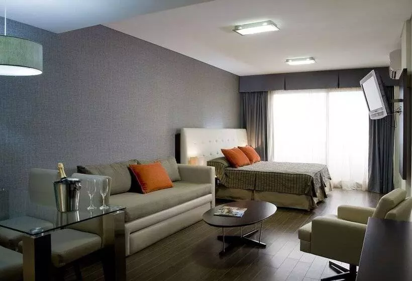 استودیوی استاندارد, Ayres Apartments Recoleta Guido