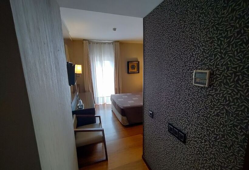 اتاق استاندارد, Barcelona Hotel Colonial