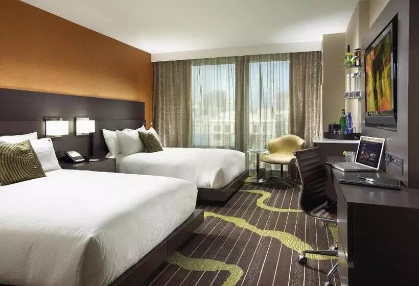 اتاق استاندارد چهار تخته, Hard Rock Hotel San Diego